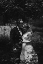 fekete fehér esküvői fotók, esküvői fotós csomagok Pécs,