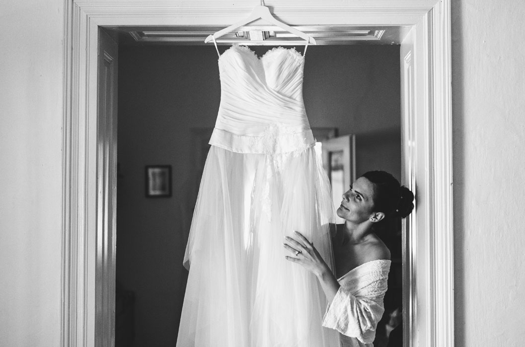 csipke menyasszonyi ruha fotók 92