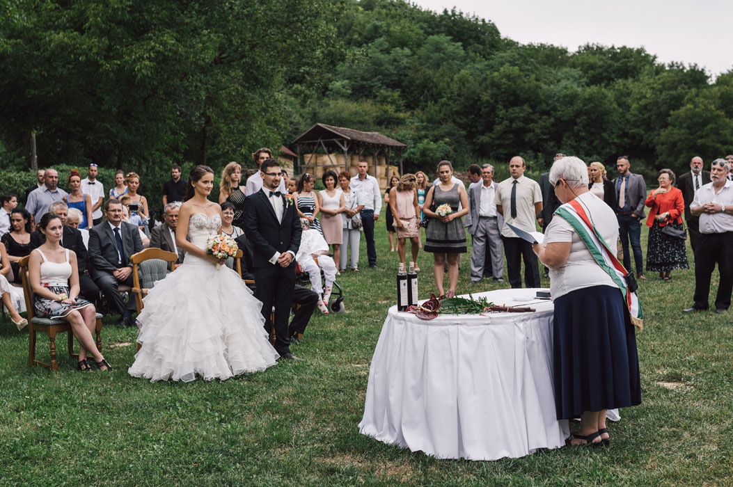 Bátaapáti Naspolya vendéglő esküvői fotó